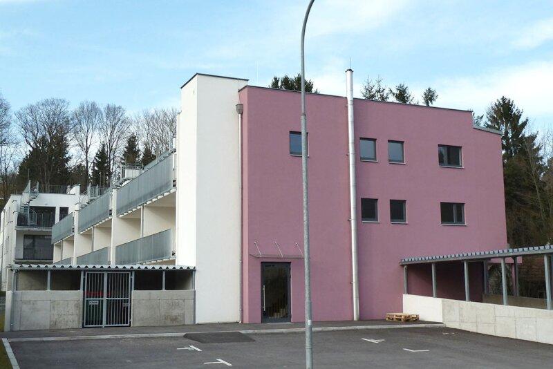 Hausansicht Stra�enseite