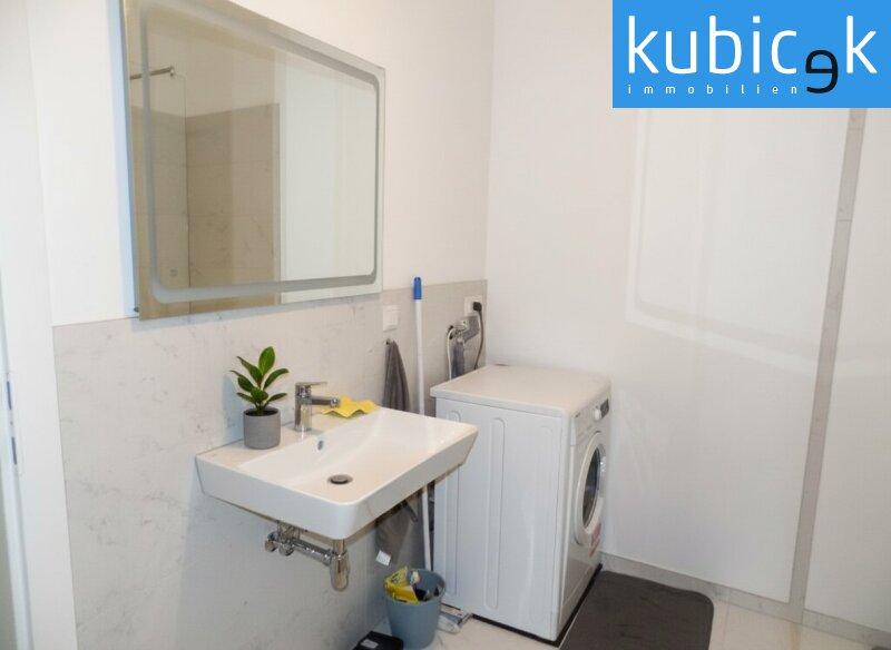 Bad mit Waschmaschine