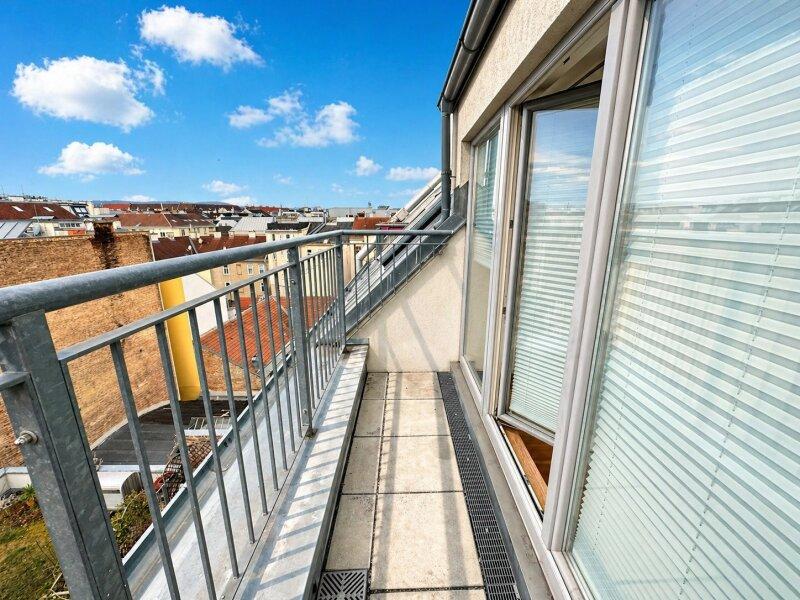 innenhofseitige Terrasse (Foto vom Abgeber)