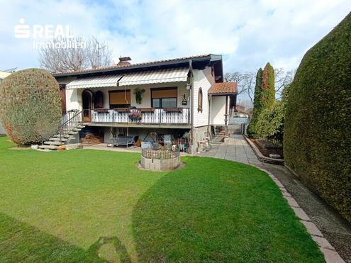 Sonniger Bungalow mit gro�em Grundst�ck