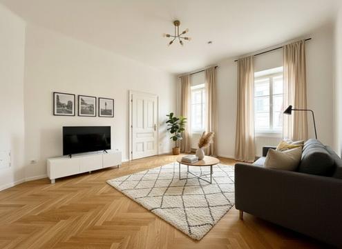 Stilvolle Altbauwohnung mit gro�z�gigen R�umen | hochwertig saniert