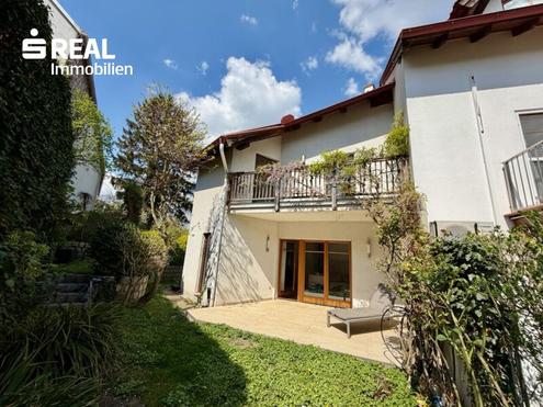 Gem�tliches Eck-Reihenhaus mit 5 Zimmer, Garten und KFZ-Stellplatz