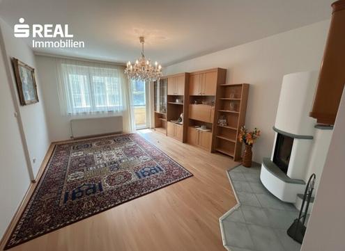 Gro�z�gige 4-Zimmer-Wohnung mit Loggia