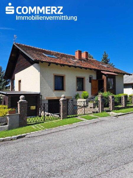 Haus Stra�enansicht