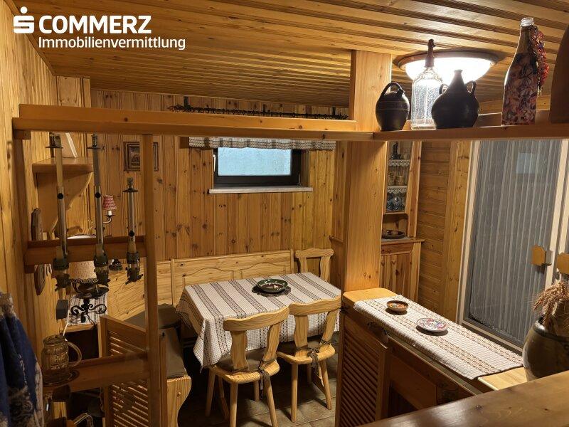 Kellerst�berl mit Schank