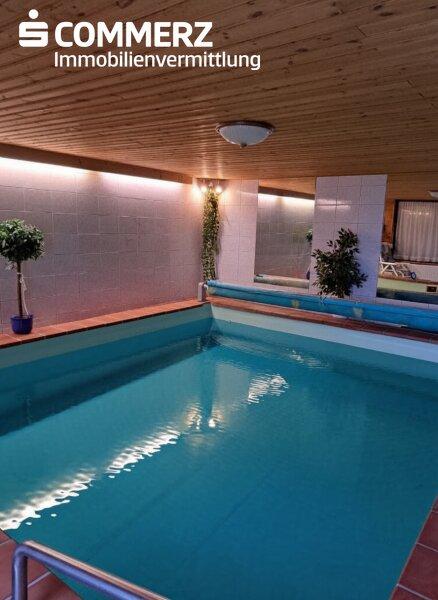 Foto Indoor-Pool (Ki optimiert)