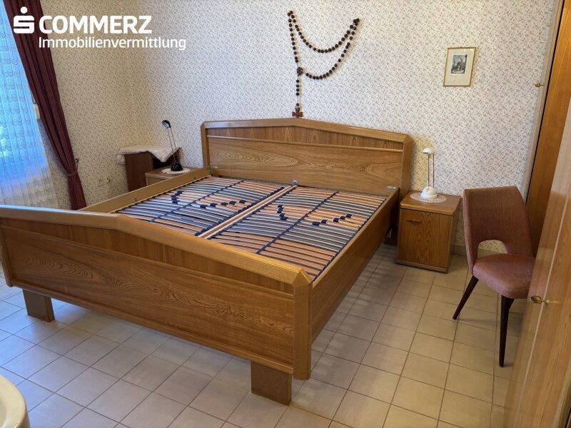Zimmer 1 EG