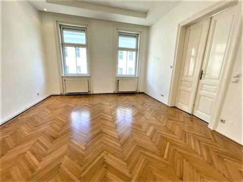 KENYONGASSE, gepflegte 76 m2 Altbau, 3 Zimmer, Extrak�che, Duschbad, Parketten, 3. Stock, Westbahnhof-N�he