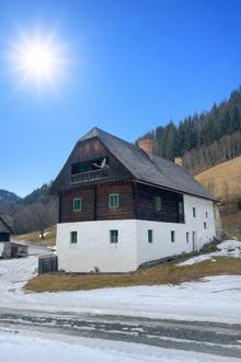 uriges, sch�n saniertes Bauernhaus in sonniger Alleinlage