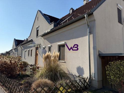 Preisreduzierung-Traumhaftes Eckreihenhaus mit Swimmingpool, Sommergarten und KFZ Stellplatz!