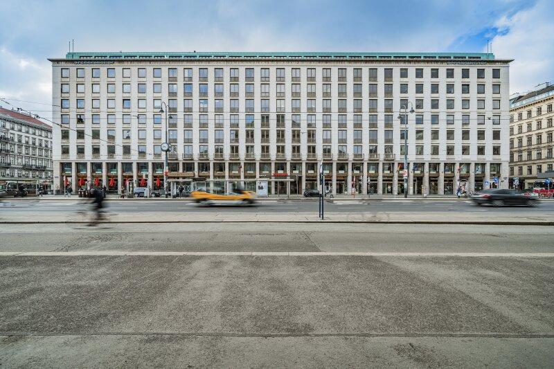 OPERNRINGHOF - Ringseite