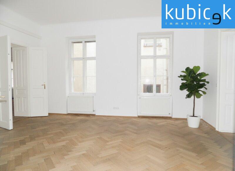 gro�z�giges Wohnzimmer