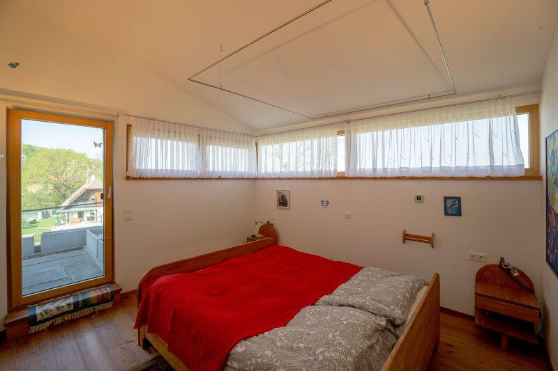 Zimmer 3 mit Ausgang auf die Westterrasse