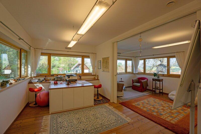 s�dliches Zimmer 2 mit Schiebet�r zu Zimmer 1