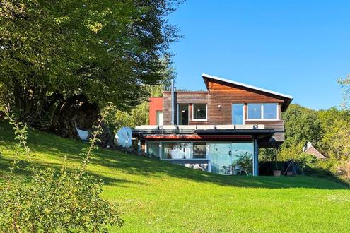 Nachhaltig wohnen mit Erdwärme - Architektenhaus in idyllischer Grünruhelage mit Weitblick