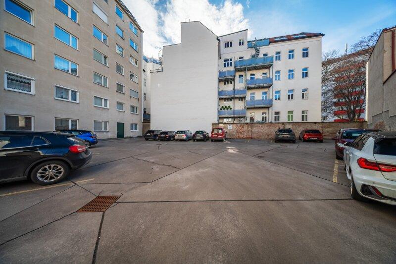 Innenhof mit Parkm�glichkeit