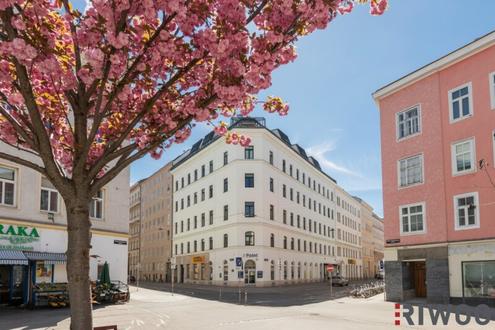 ERSTBEZUG - Lichtdurchflutete 3 Zimmer DG-Wohnung mit Terrasse in 1050 Wien