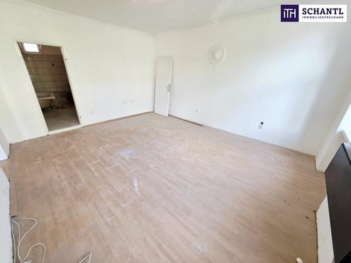 Selbst gestalten! Altbauwohnung mit Renovierungsbedarf in der sch�nen Hasnerstra�e! Perfekte Infrastruktur und Anbindung + Ruhige Fahrradstra�e + Balkonanbau m�glich! Jetzt zugreifen!