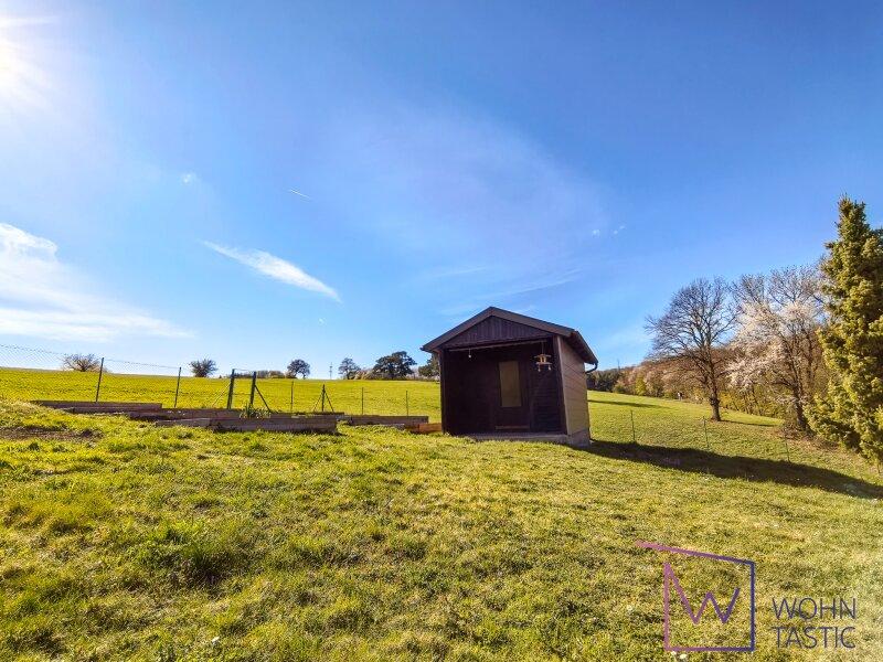 Blick zur Gartenh�tte