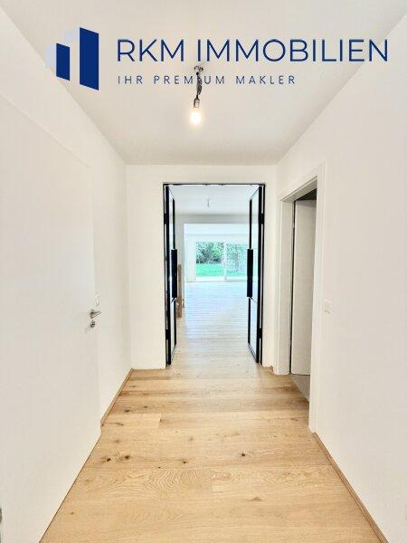 Zugang zu Wohnzimmer