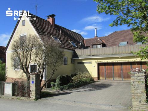 Gepflegtes Einfamilienhaus mit eigenem SPA-Bereich und gro�em Garten