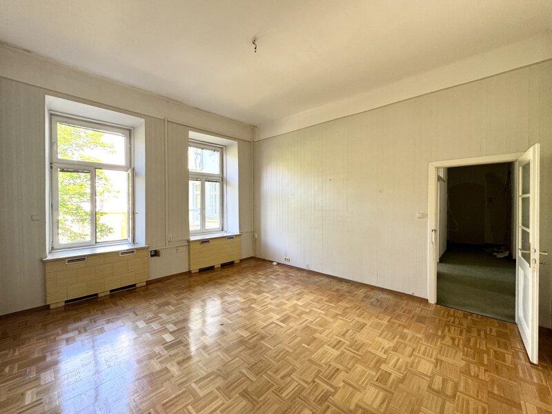 hofseitiges Wohnzimmer