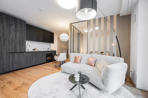 "DAS ARTMANN" 1020  - Urban - Am Fluss - Beim Park