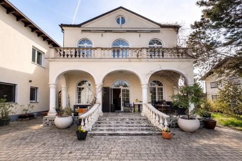 Repr�sentative Villa mit Pool und Zubau | Exklusives Wohnambiente im S�den von Wien