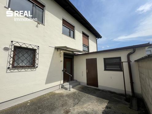Gro�z�giges Einfamilienhaus mit traumhaftem Garten und Altbaumbestand auf 1.109 m� Grundst�ck