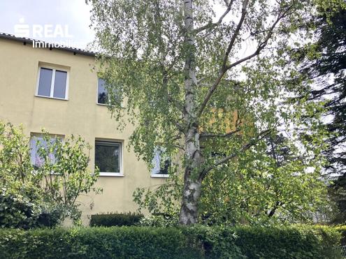 Natur vor der T�r, Komfort im Grundriss: 3 Zimmer. Gr�nblick, Balkon & Garage