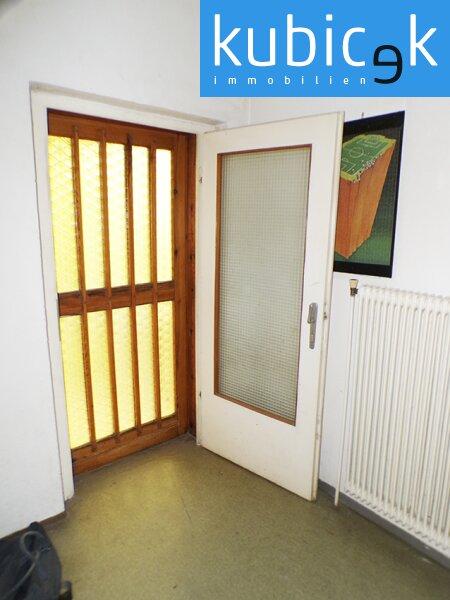 Linke H�lfte: Eingangsbereich