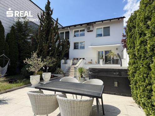 Luxus Miethaus mit Seeblick, Whirlpool & Sauna | voll m�bliert | N�he Wien
