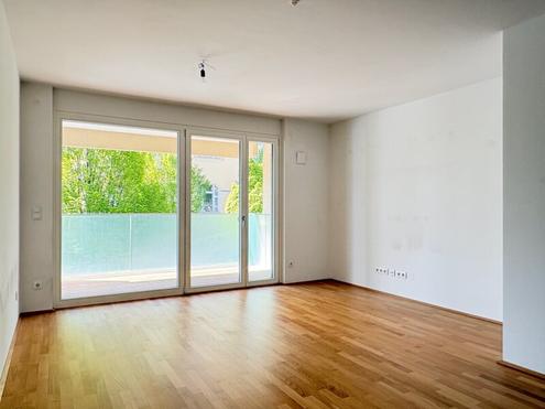 WUNDERSCH�NE NEUBAUWOHNUNG MIT GROSSEM BALKON UND GARAGE
