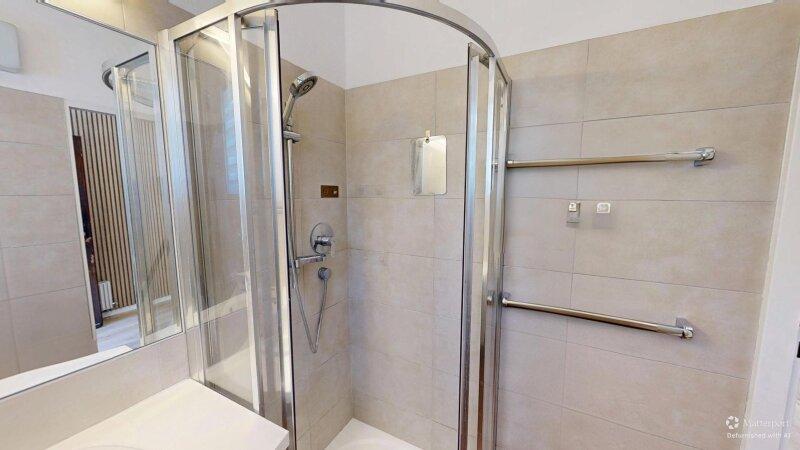 Badezimmer (Handt�cher ausgeblendet mit KI)