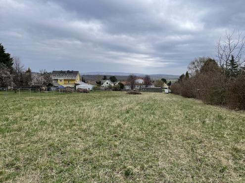5.923 m� BAUTR�GER-GRUNDST�CK N�HE ZENTRUM DER KURGEMEINDE BAD SAUERBRUNN!