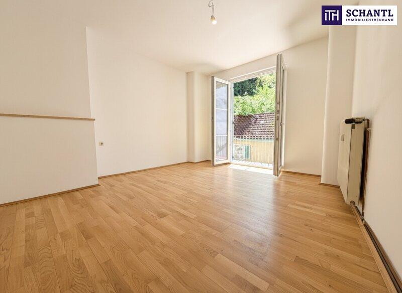 Schlafzimmer und Zugang Balkon