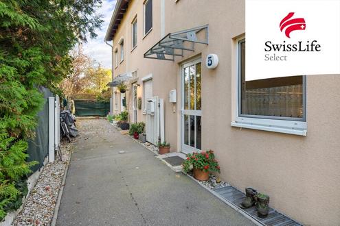 Attraktives Reihenhaus in E�ling | 5 Zimmer auf 3 Ebenen | Terrasse und Garten | inkl. KFZ-Stellplatz