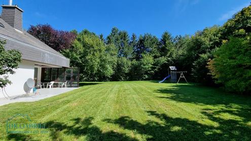 FAMILIENTRAUM MIT GROSSEM GARTEN