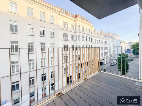 CHARMANTE 2-ZIMMER-WOHNUNG MIT DURCHDACHTEM GRUNDRISS UND BALKON - WOHNEN AM PULS DER ZEIT MIT AUSGEZEICHNETER U-BAHN ANBINDUNG MITTEN IN MARIAHILF