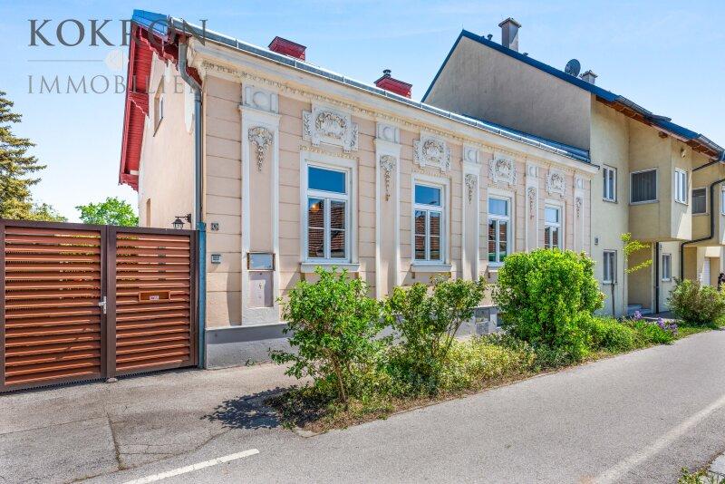 Das Haus stra�enseitig
