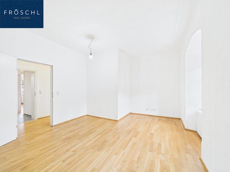 T14 - Blick ins Schlafzimmer
