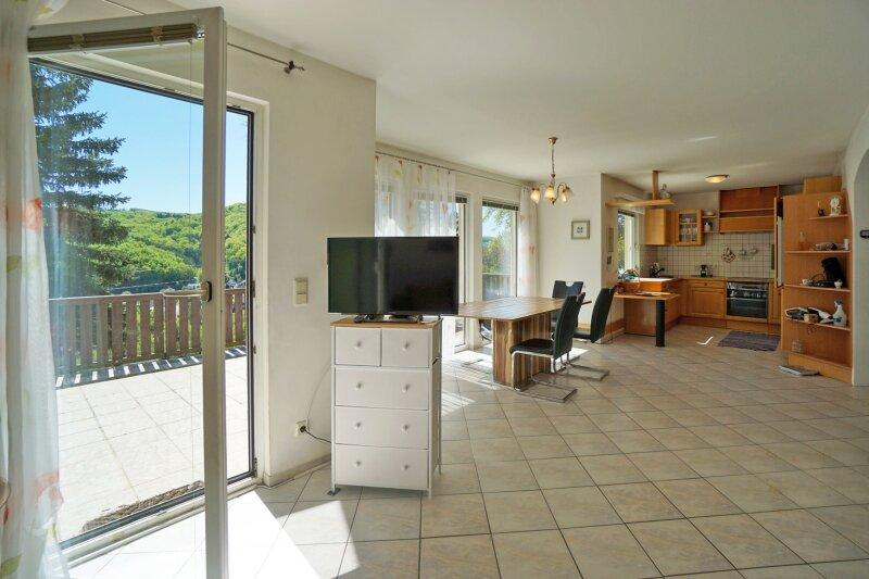 Wohnzimmer Richtung K�che
