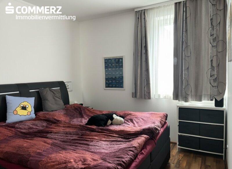 Schlafzimmer (KI Fotos entfernt)