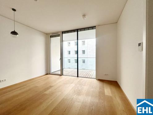 Hochwertige 2-Zimmerwohnung mit Loggia  im Diplomatenviertel beim Stadtpark!