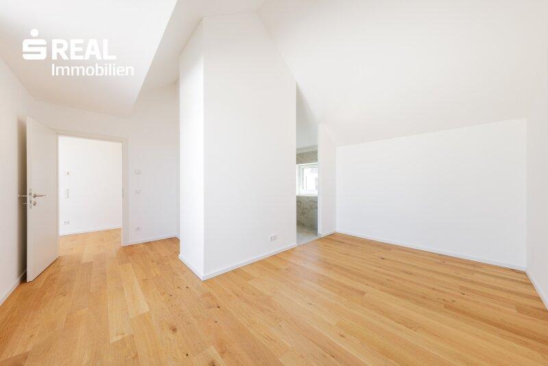 Schlafzimmer DG