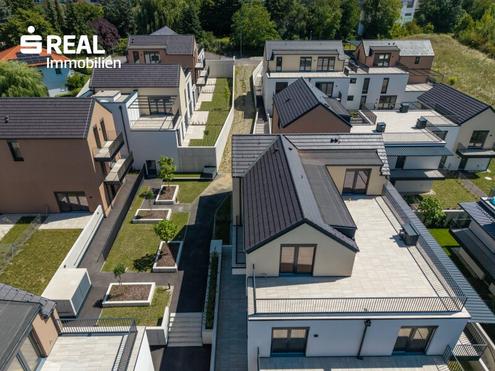 luxuri�se 5 Zimmer-Maisonette mit gro�er Sonnen-Dachterrasse