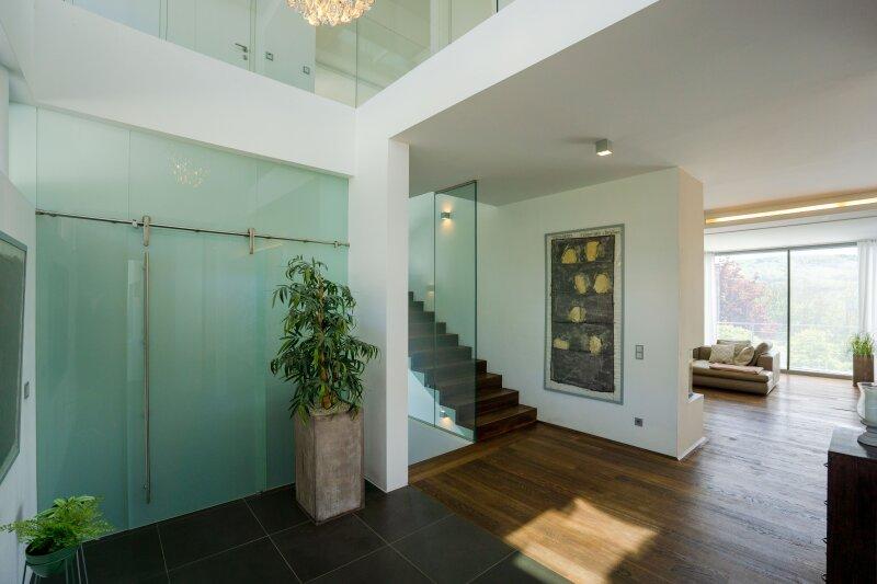 Eingangsbereich mit G�stetoilette