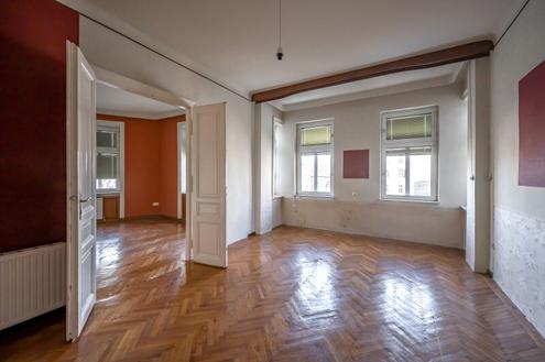 ++NEU++ Altbaujuwel: 3 Zimmer mit Charme & Entwicklungspotenzial