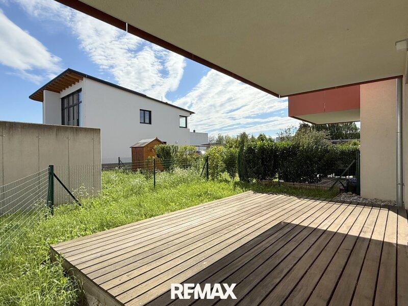 Terrasse mit Garten