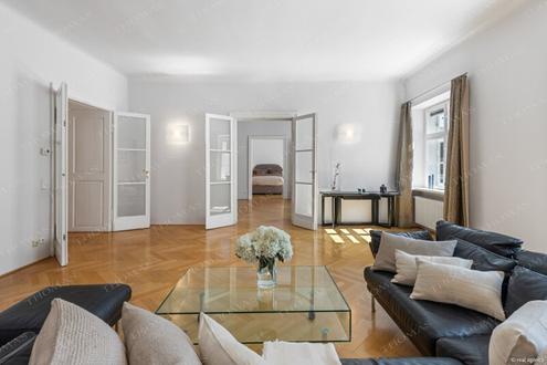 185m2 4-Zimmer Altbaujuwel im Herzen des 1. Bezirks